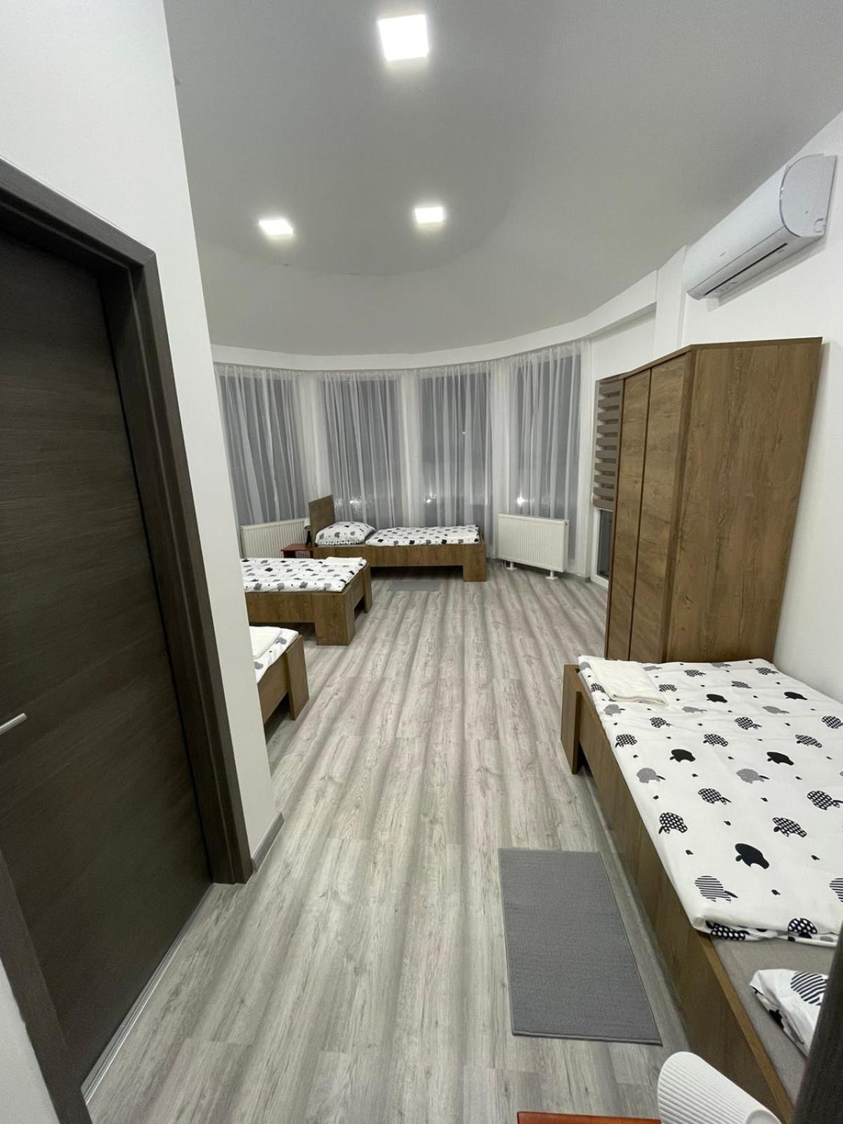 Alom Vendeghaz Hotel Dunaújváros Exterior foto